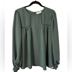 First Love Green Long Sleeve Flowy Oversized Blouse NWT Lightweight Size Large‎